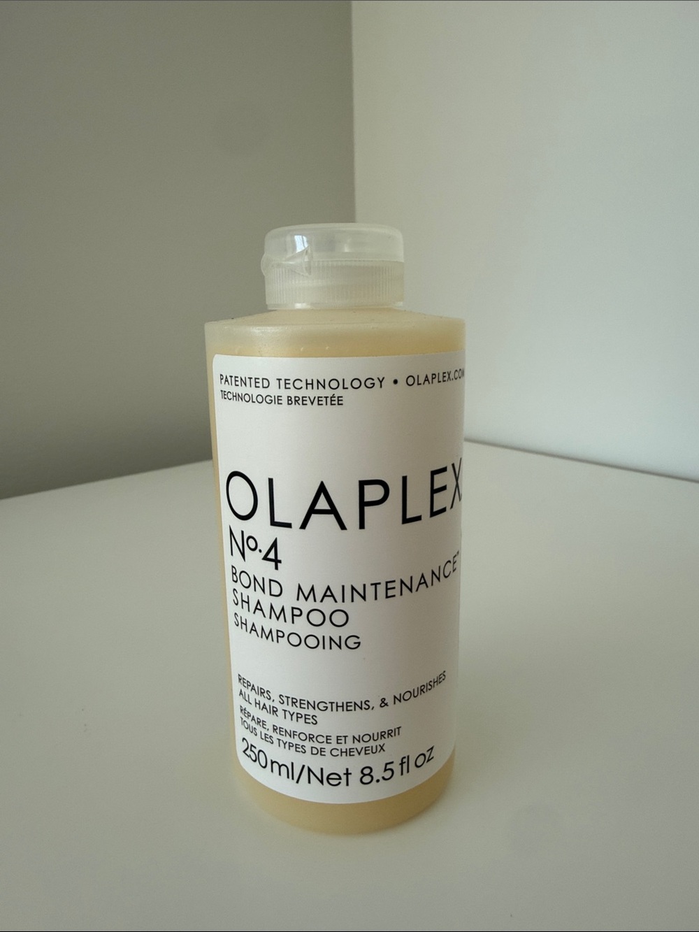 No 4 OLAPLEX Bond Maintenance Shampoo